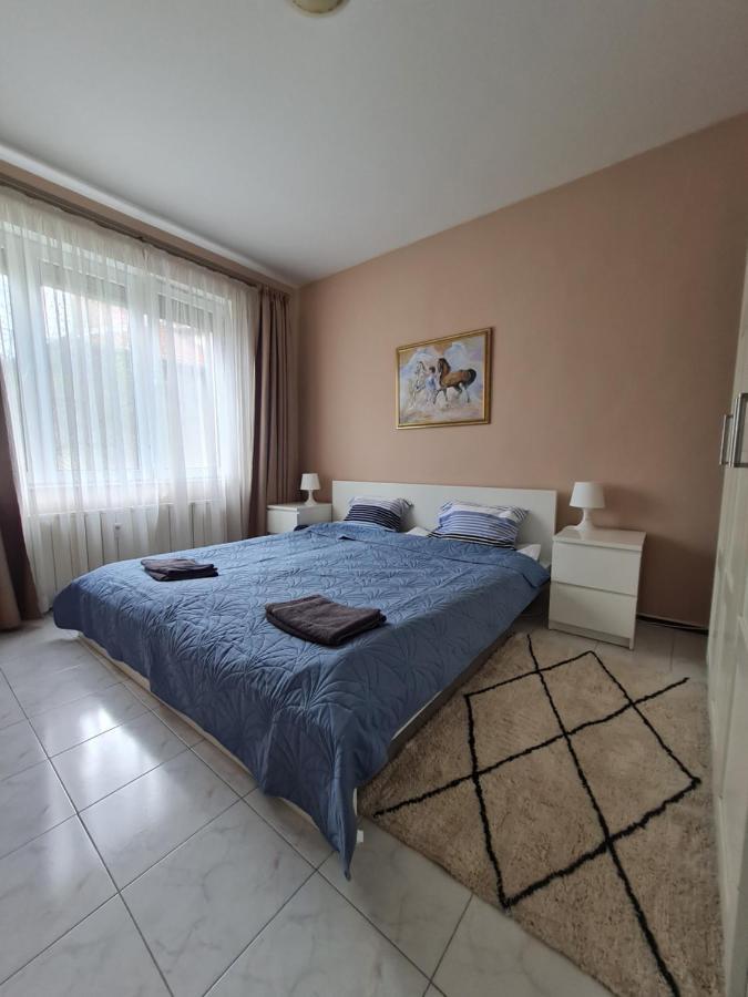 Apartament Raya Maisonette, Ideal Center Sofia Zewnętrze zdjęcie